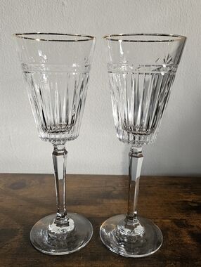 Vintage Mikasa Croton Gold Crystal Wine Glasses with Gold Rim - Clear